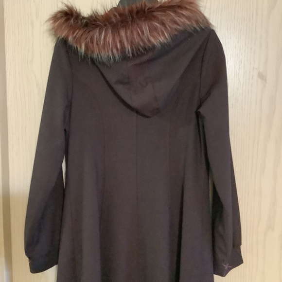 Abaya Plum Color Topcoat with Detachable Hood, Size S - Picture 6 of 14